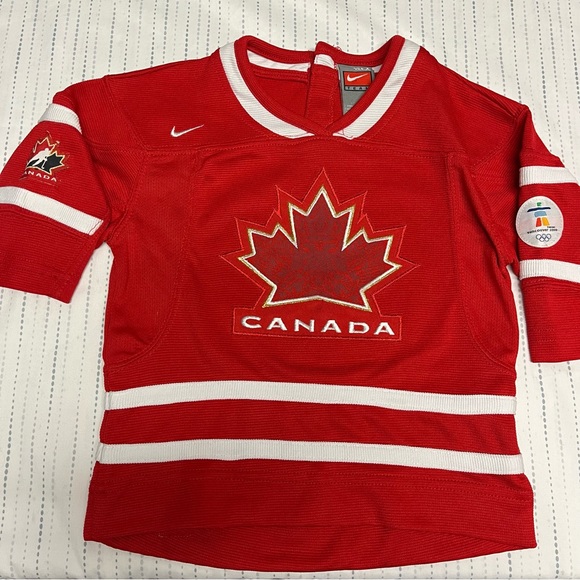 Fanatics Shirts & Tops Team Canada Hockey Jersey 2m Poshmark